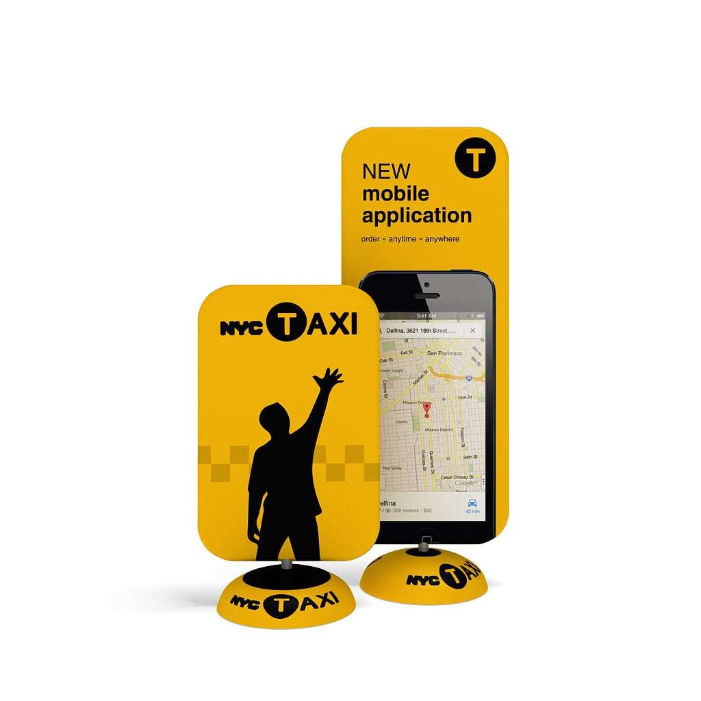 waveline-outdoor-poster-stand-sidewalk-signage-min-1.jpg