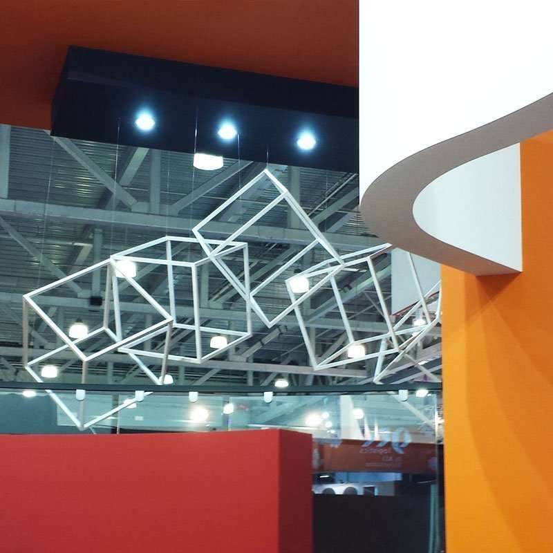 Castillomax-Sulpture Custom portable trade show displays